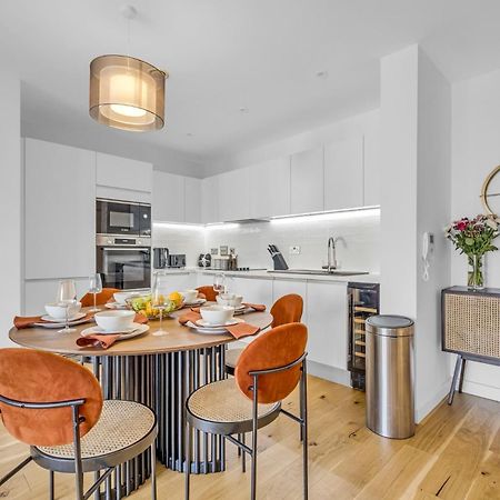 Luxurious & Glamorous Centrally Located 2 Bedroom 2 Bathroom Apartment - Central Birmingham - Secure Parking - Netflix Esterno foto