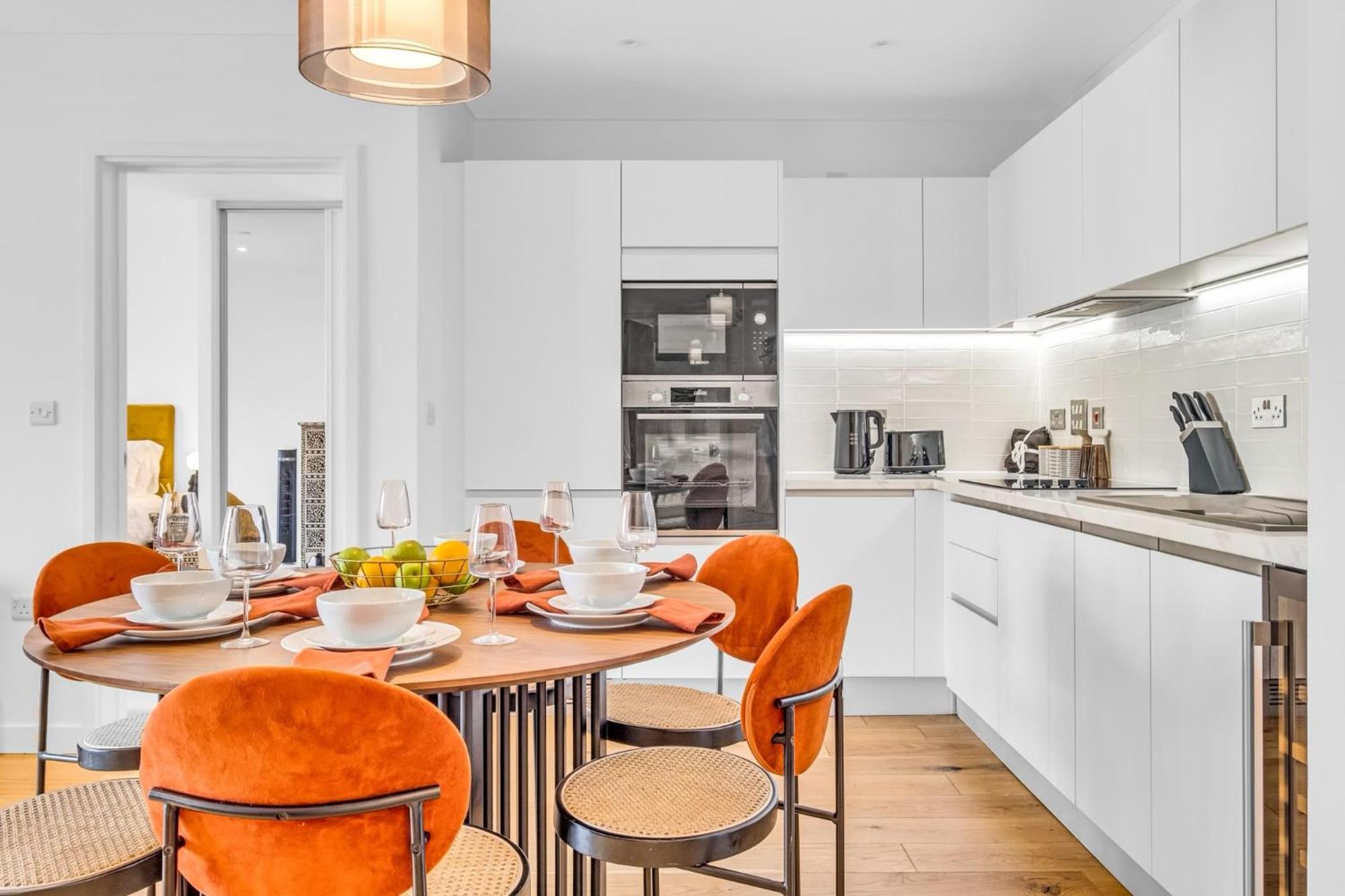 Luxurious & Glamorous Centrally Located 2 Bedroom 2 Bathroom Apartment - Central Birmingham - Secure Parking - Netflix Esterno foto