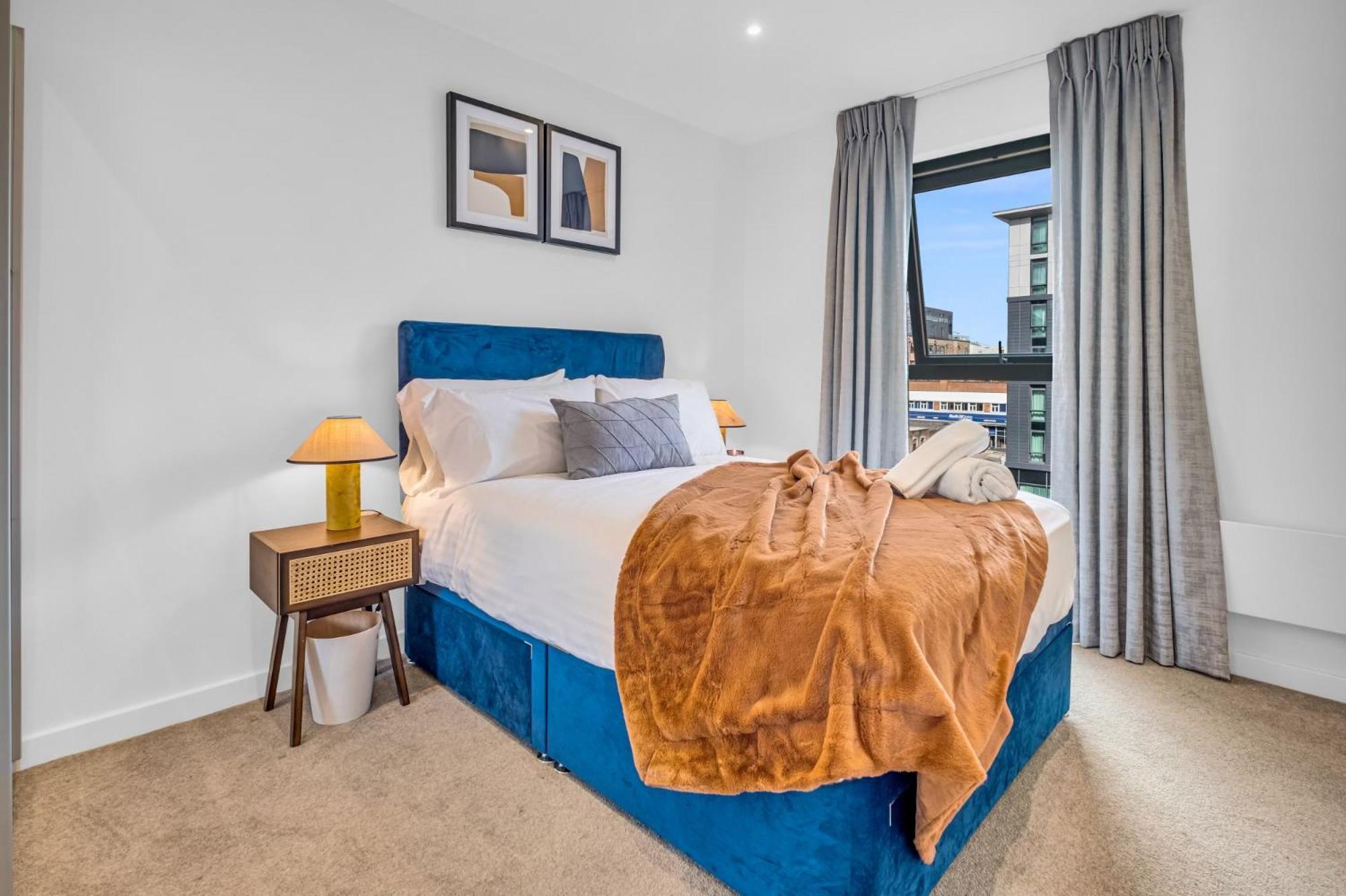 Luxurious & Glamorous Centrally Located 2 Bedroom 2 Bathroom Apartment - Central Birmingham - Secure Parking - Netflix Esterno foto